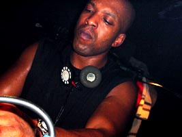 simon_bassline_smith